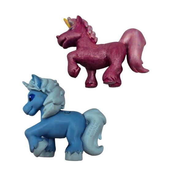 Vintage 2003 Neopets Plastic Unicorn Action Figures Figurines Pink Blue - Picture 1 of 4